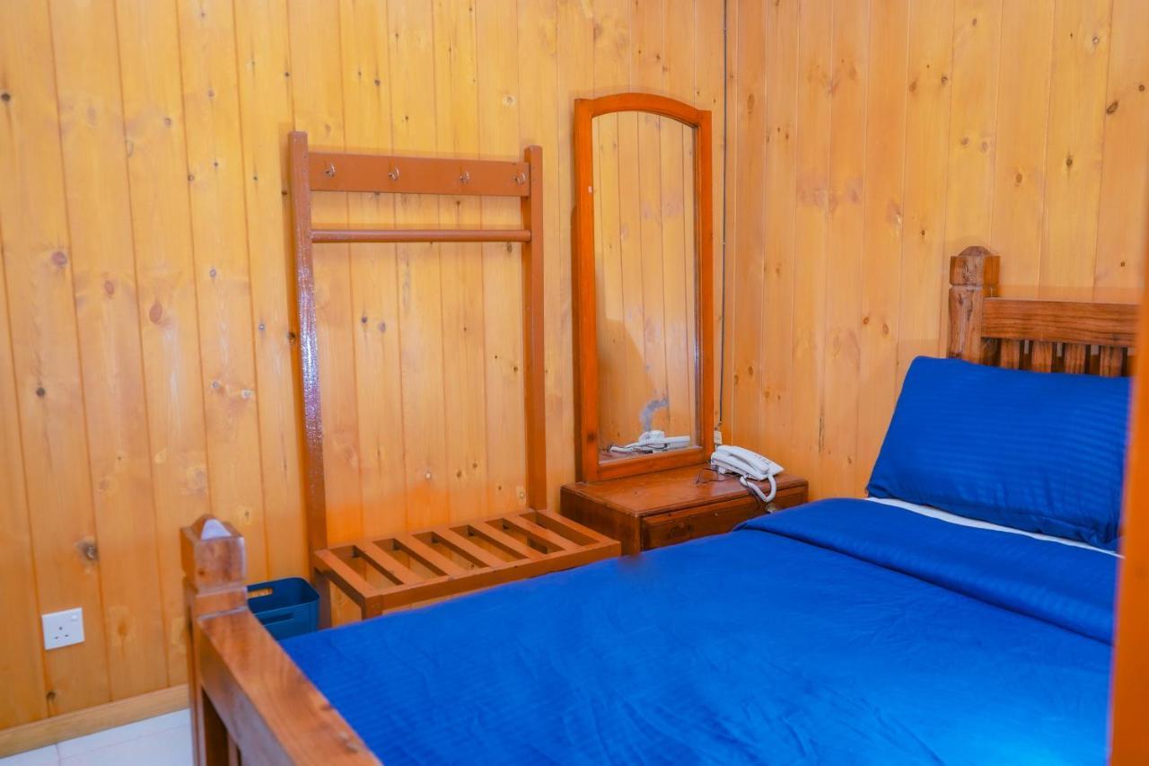 Hotel Blue Moon Residency Nuwara Eliya Exterior foto