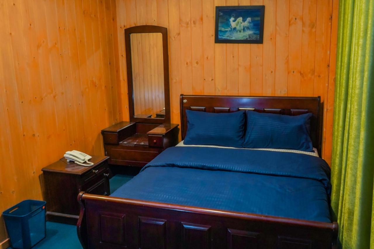 Hotel Blue Moon Residency Nuwara Eliya Exterior foto