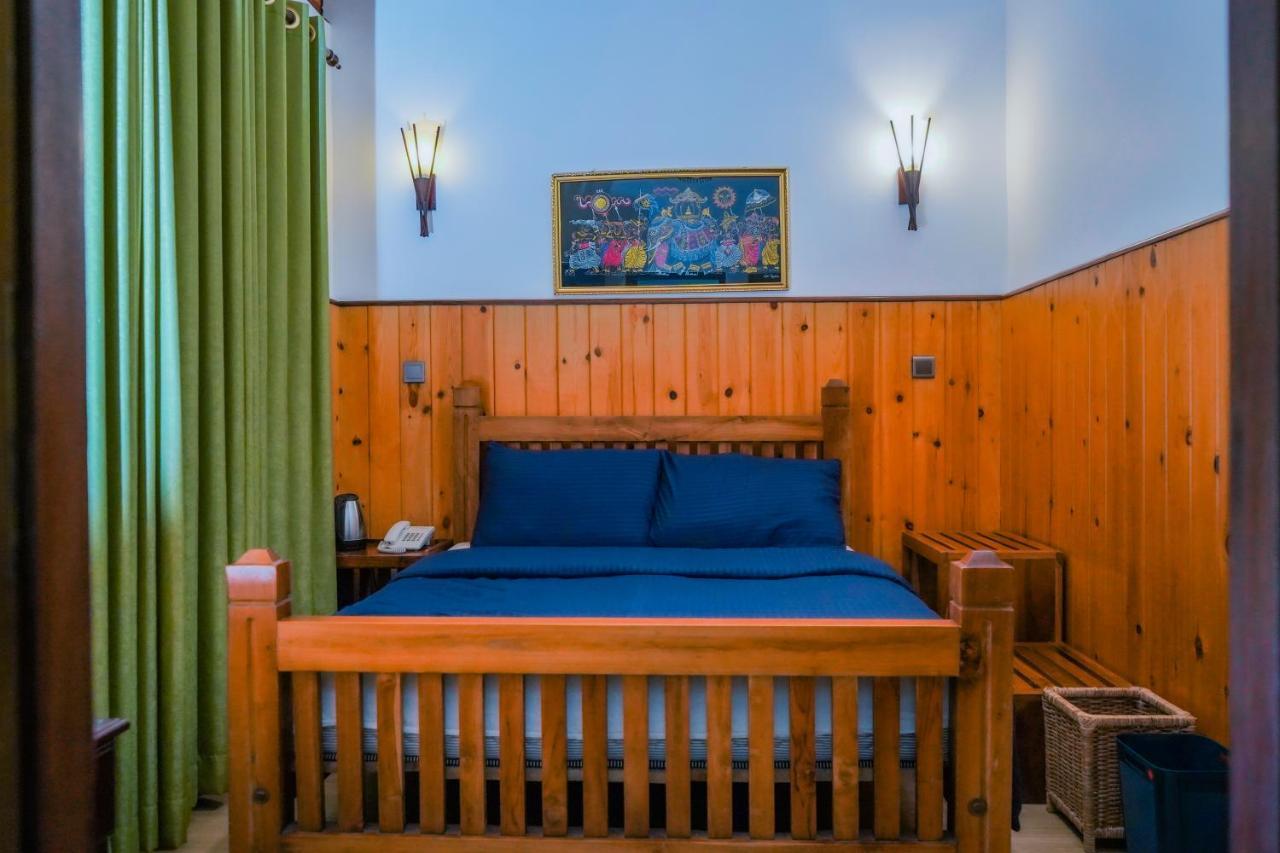 Hotel Blue Moon Residency Nuwara Eliya Exterior foto